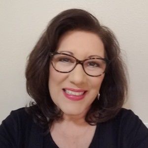 Meet your Posher, Vickie